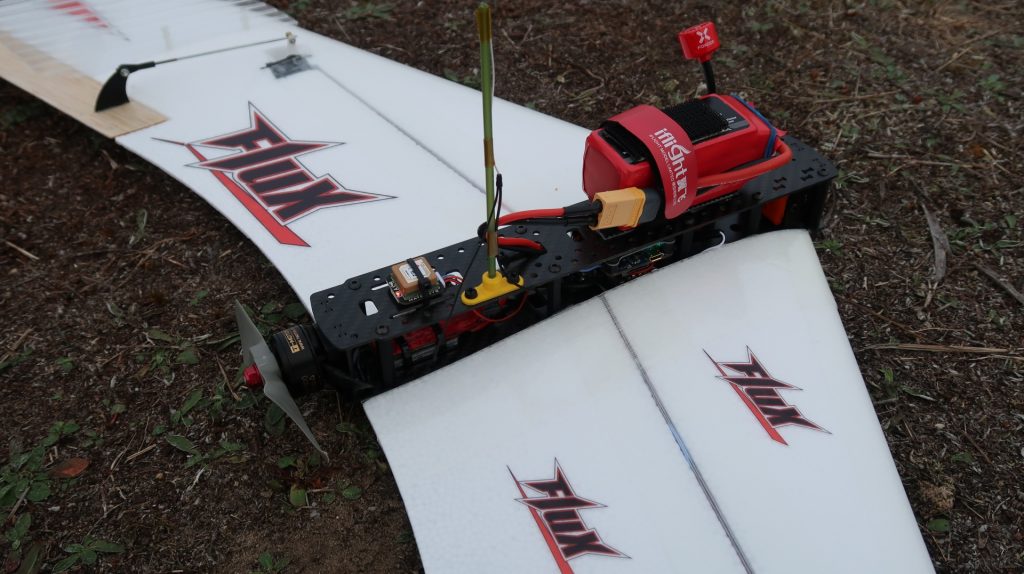 Flybot Flux Freestyle FPV flying wing